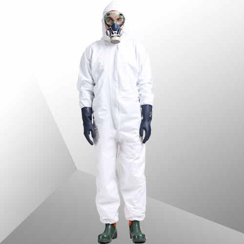  防化服的防護性能會被哪些因素所影響？